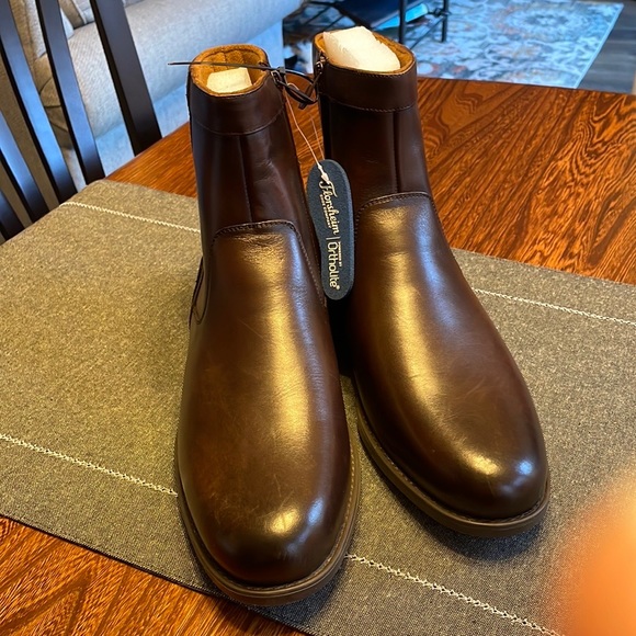 Florsheim Men's Medfield Plain Toe Zip Boot - Brown, 14 Wide, Fashion Ankle Boot
